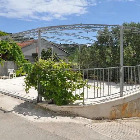 Ferienwohnung Holiday home Donji Okrug (Ciovo)